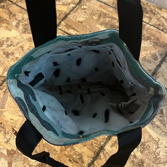 Harajuku Lovers Tote - Picture 4 of 13